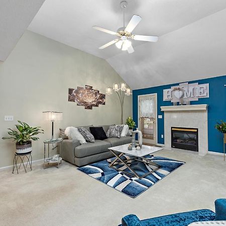 Beautiful Townhome, 11 Minutes To Downtown, Kcmo. Kansas City Dış mekan fotoğraf