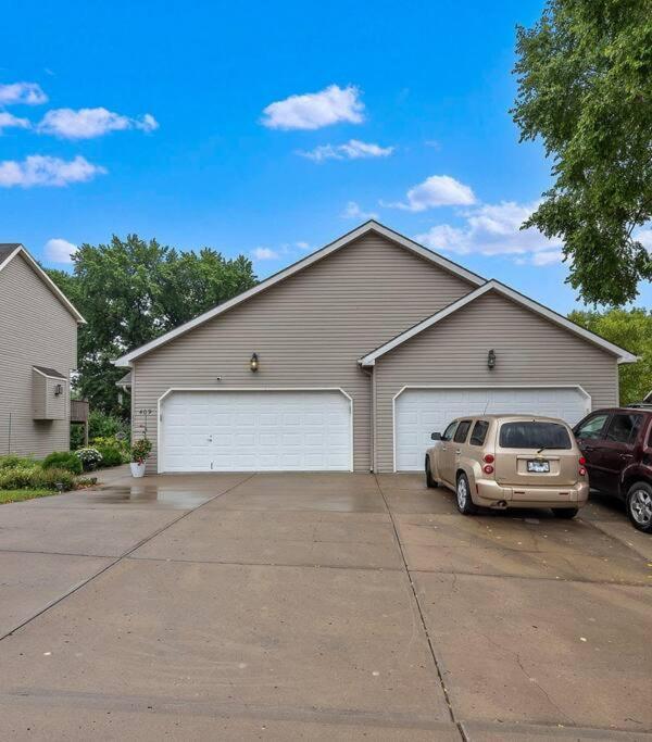 Beautiful Townhome, 11 Minutes To Downtown, Kcmo. Kansas City Dış mekan fotoğraf