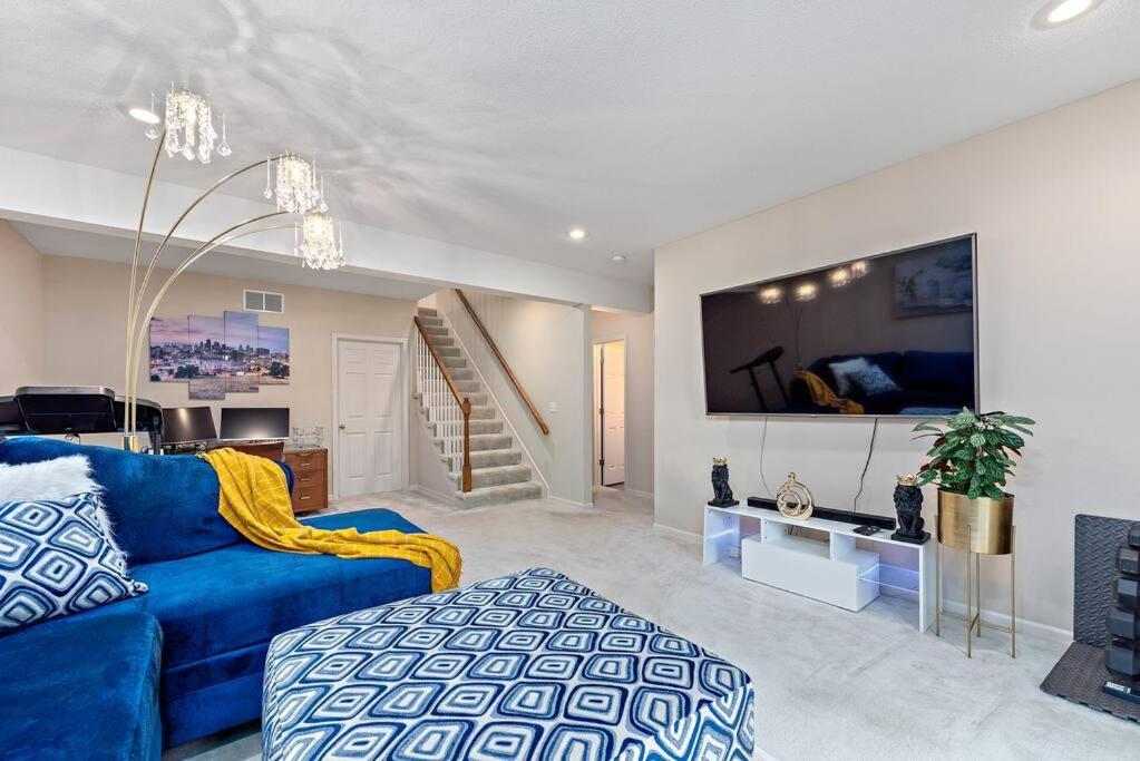 Beautiful Townhome, 11 Minutes To Downtown, Kcmo. Kansas City Dış mekan fotoğraf